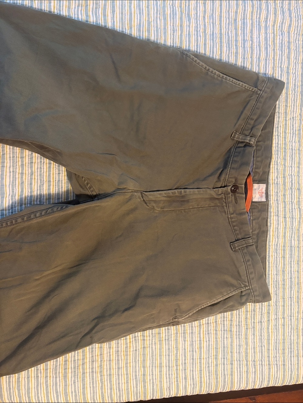 Dockers Men's Olive Chino Pants